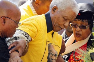 Afrique du Sud : Nelson Mandela assigné en justice par ses filles 